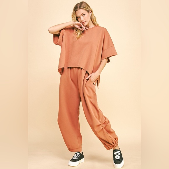 DAVI & DANI Pants - Davi & Dani Flowy Top and Elastic Waist Band Pants Set